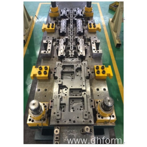 Metal Stamping Tooling /Die for Auto Parts/Components